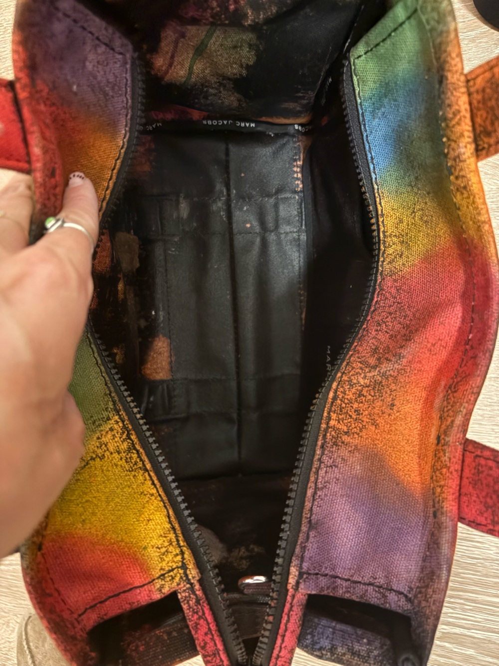 Medium Marc Jacobs “Gumball 🍬Machine”The Tote Bag - Picture 8 of 11
